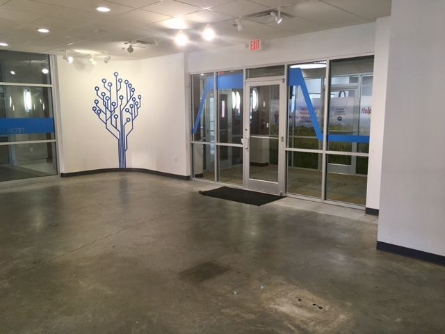 Chattanooga Lifestyle Center : 325 Market St, Chattanooga, TN 37402